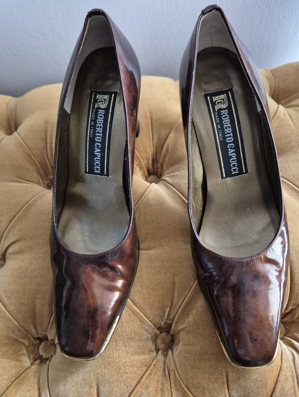 Roberto Capucci Italy Vintage Tortoiseshell Patent Leather Square Toe Pumps 7AA
